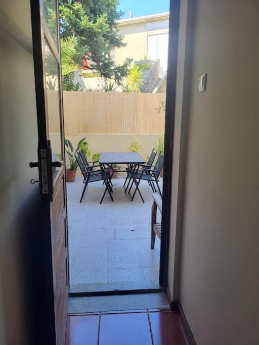 Roomy & Patio - 2 Bedroom Flat Porto Exterior photo